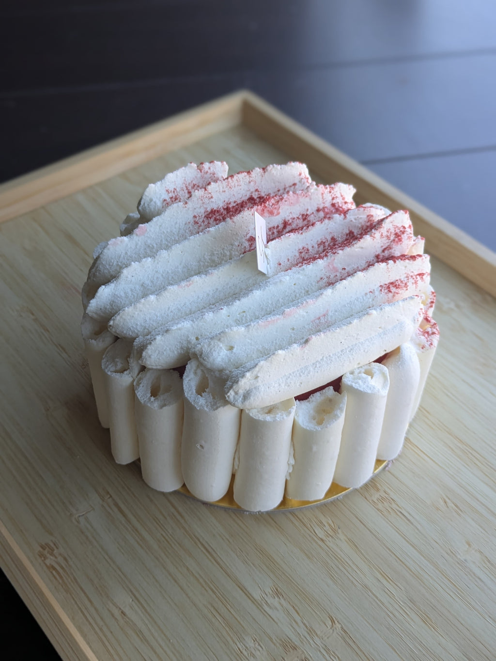 ONTARIO STRAWBERRY AND VANILLA VACHERIN 5"