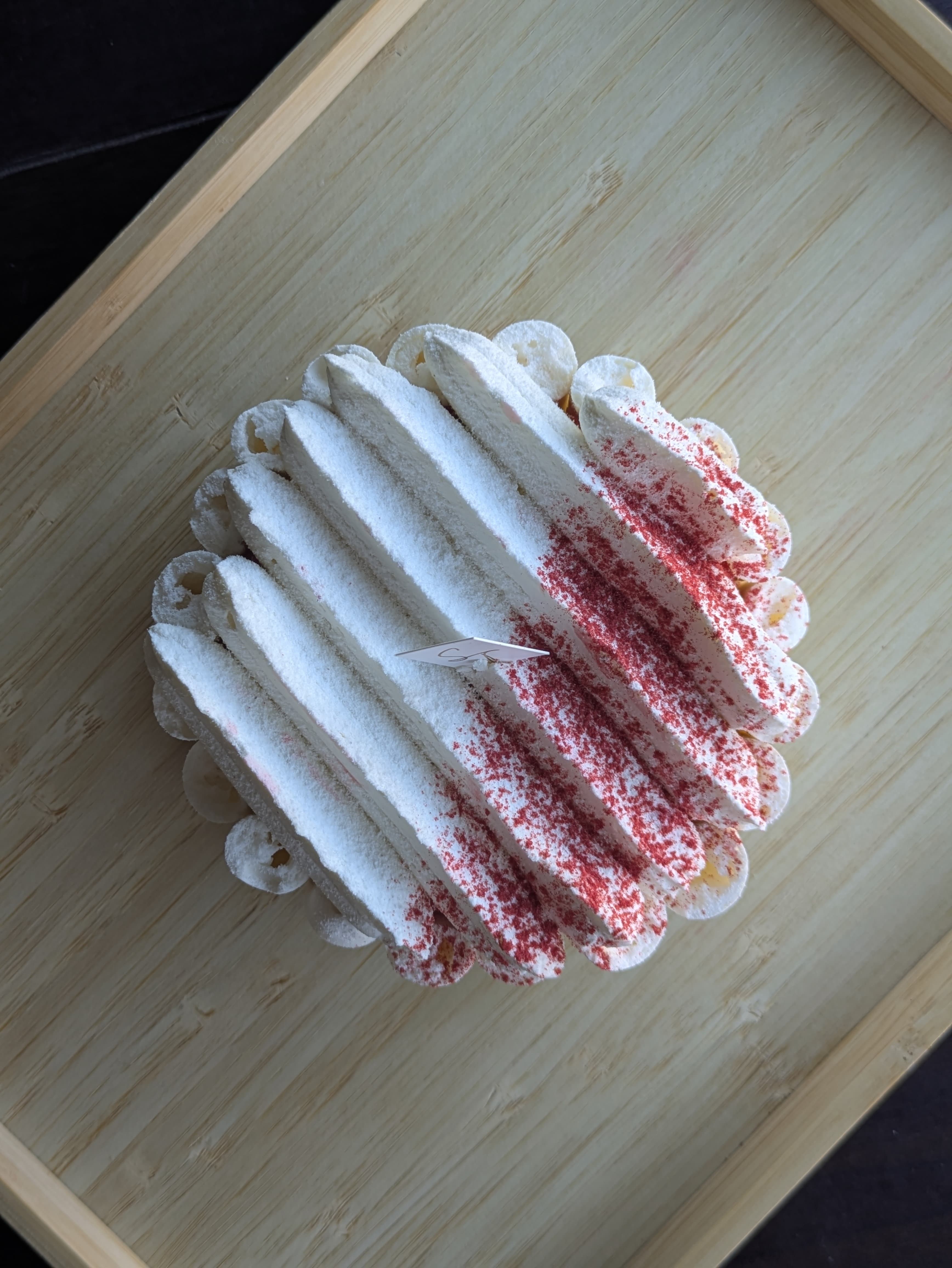ONTARIO STRAWBERRY AND VANILLA VACHERIN 5"
